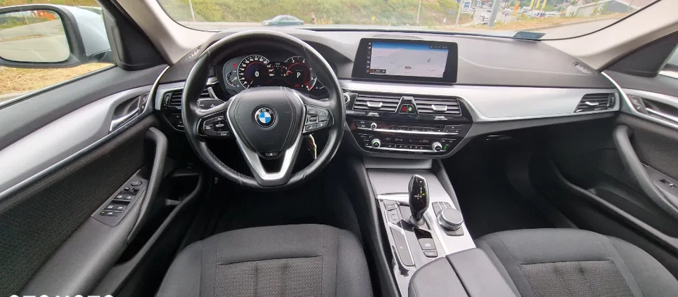 BMW Seria 5 cena 87999 przebieg: 181563, rok produkcji 2017 z Gdańsk małe 29